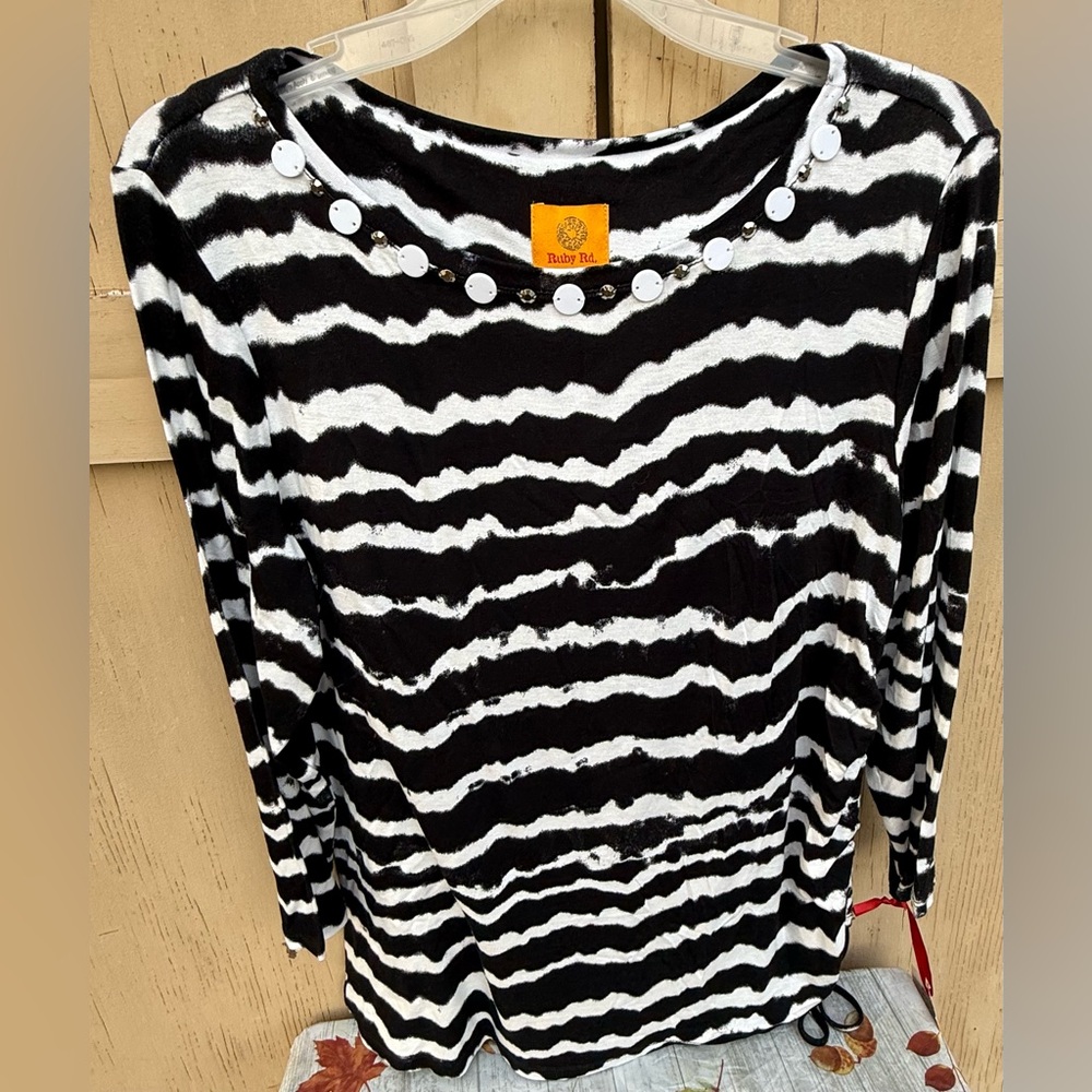 Ruby Rd. Black and White Striped Long Sleeve Top